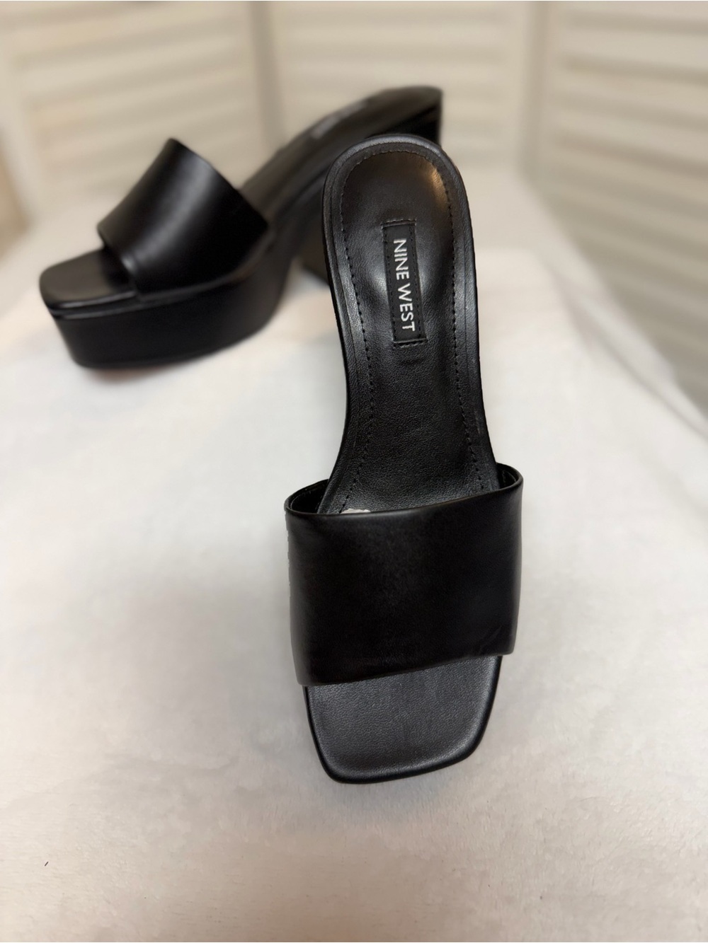 Nine West Black Platform Slide Mules SZ 6 BRAND NEW NEVER WORN!!! NWOT